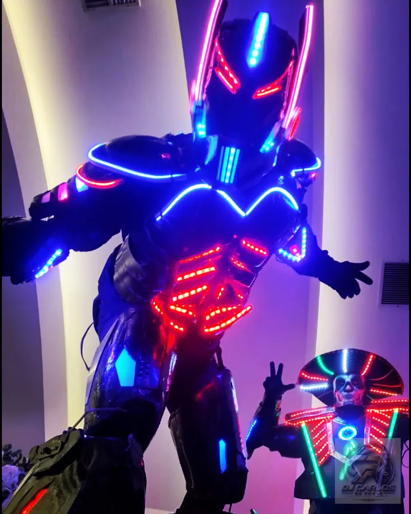 Robô de LED Megatron close-up